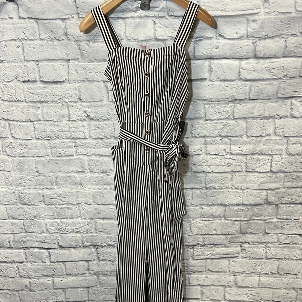 HAUTE MONDE striped belted jumpsuit | size large | color black/white - Picture 2 of 7
